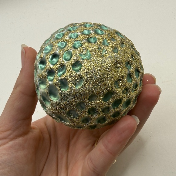 Vtg Glass Christmas Ornaments Lot Bundle 3 Blue Round Bulbs Collectible Glitter - Picture 7 of 9